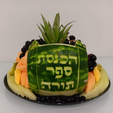 Watermelon carving