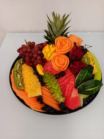 18" platters · With roses